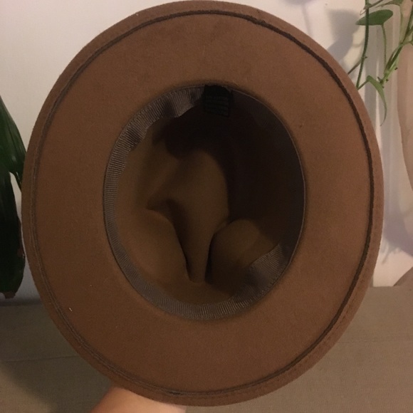 Brown hat - Picture 4 of 5